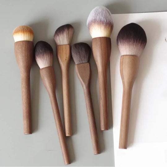 Makeup Brush Wood Walnut Large Retro Powder Brushes Honey Loose Super Soft Beauty Gift For Girlfriend Make Up Tool